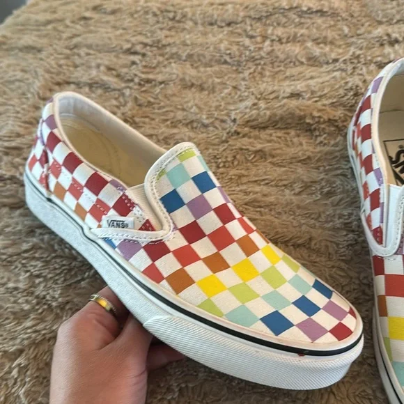 Vans Unisex Multicolor/Rainbow Checkered Slip-On Sneakers - Picture 4 of 7